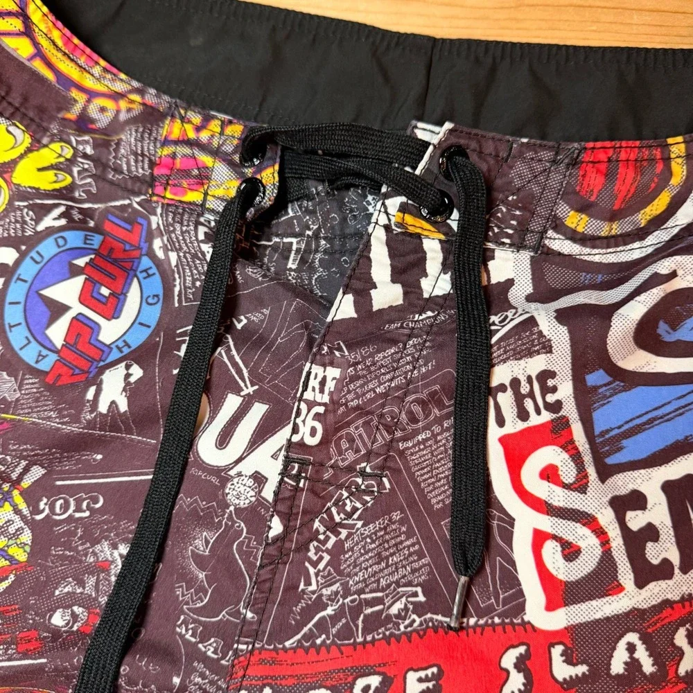 Vintage Rip Curl Mens Board Shorts Size 32‎ Multicolor Collage Print Surf Swim
